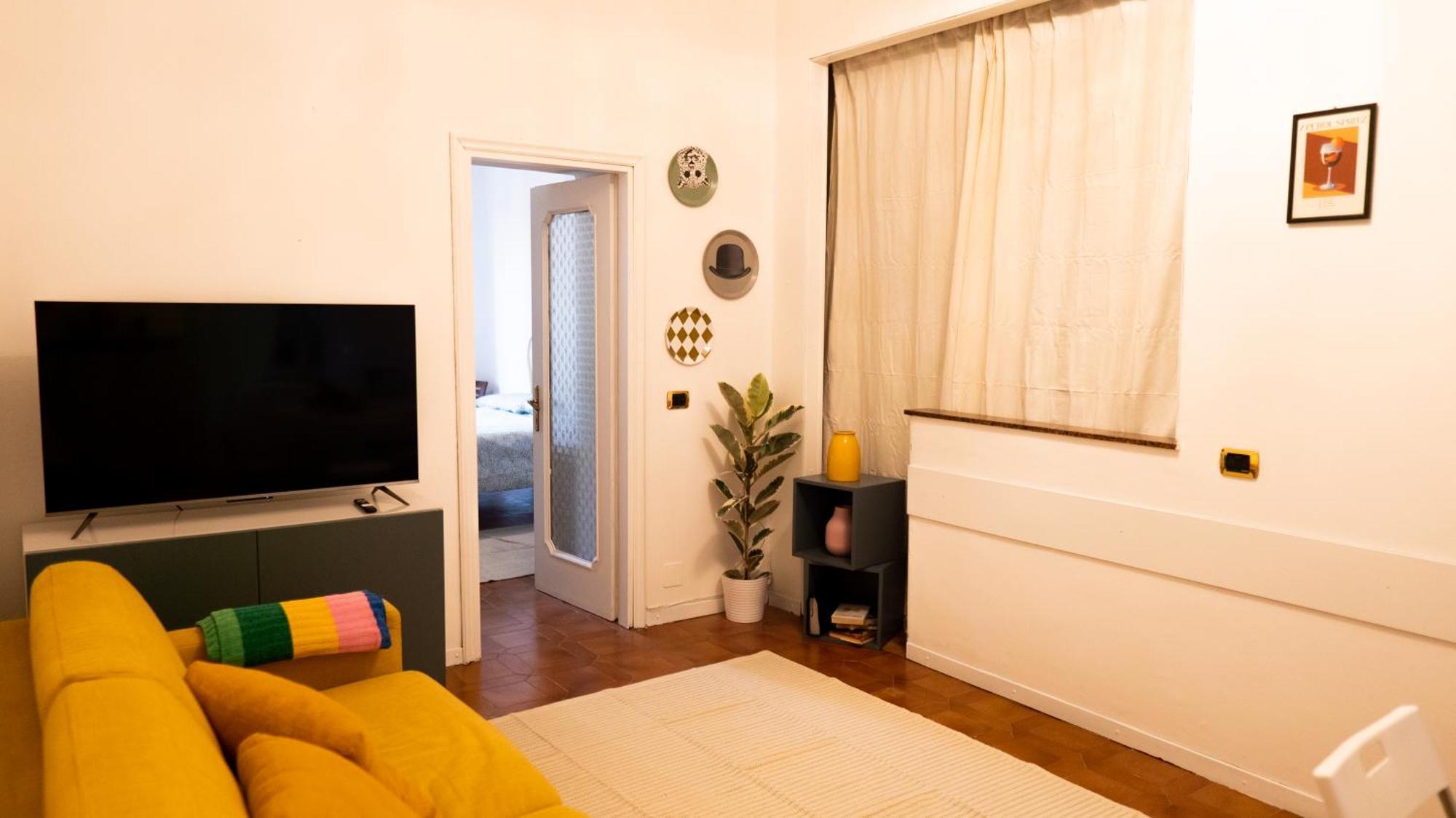 Casa Raffaella, Comodo E Tipico Bilocale Nel Centro Di Milano Exterior photo